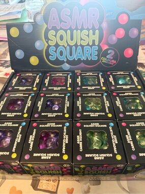ASMR Squish Square Party Favors in Purple & Green